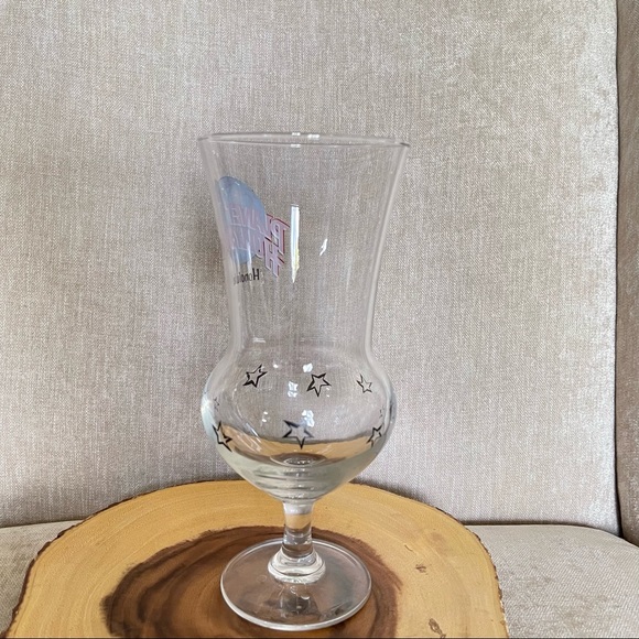 Planet Hollywood HONOLULU Hurricane Cocktail Glass - Picture 5 of 8